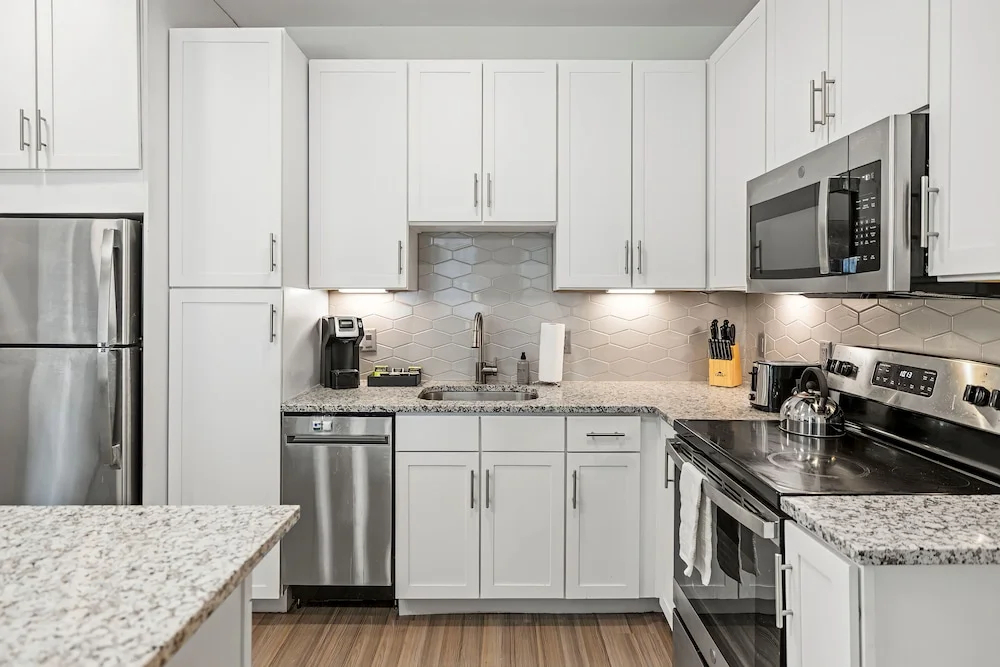 Photo - Placemakr Downtown Austin