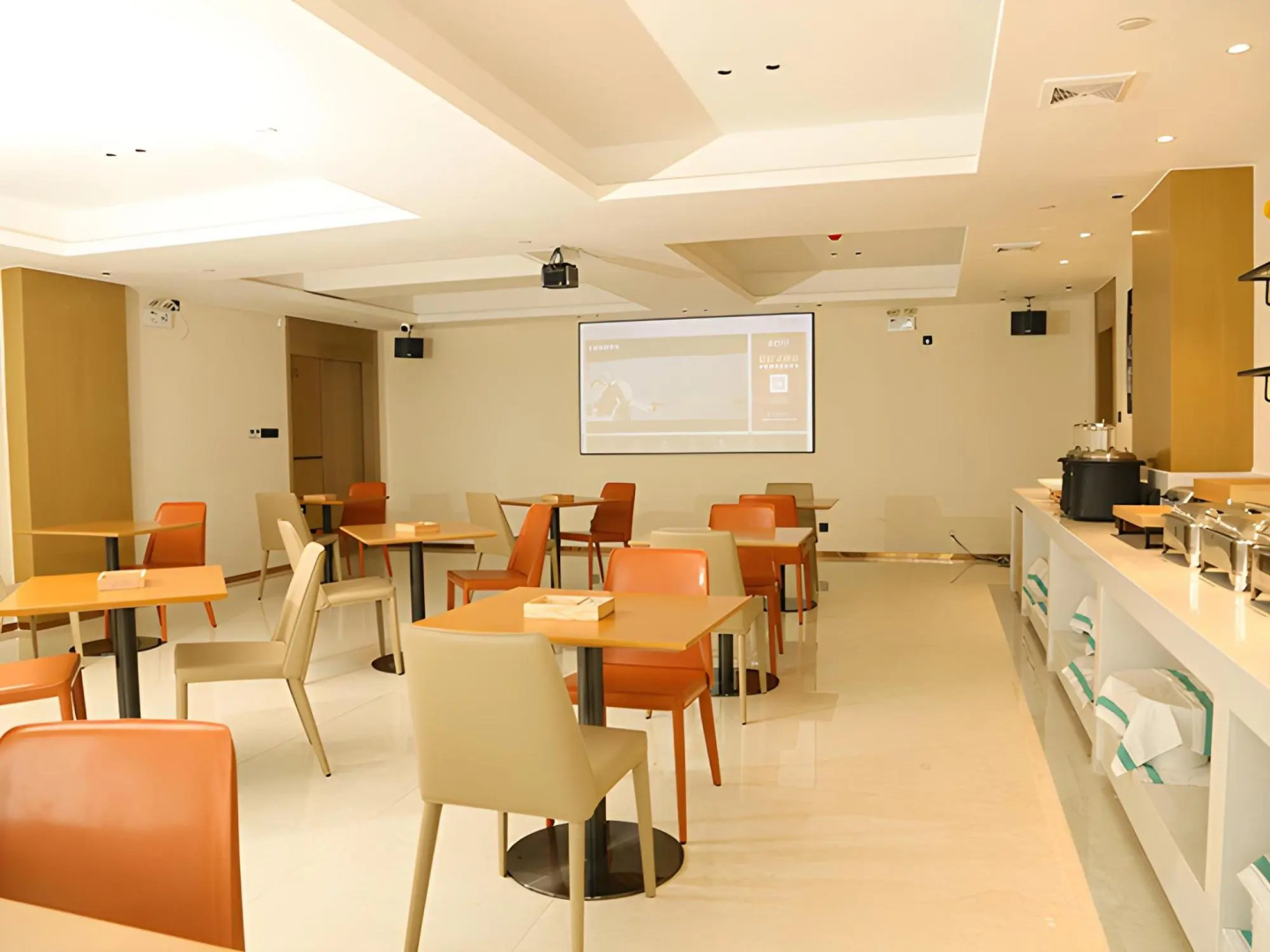 City Comfort Inn