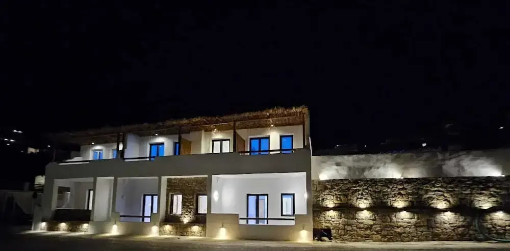 Foto - ELLI TROPiCAL LUXURY SUITES SUNSET-INFINITY POOL- SEA SIDE-NEAR CENTER PARKING