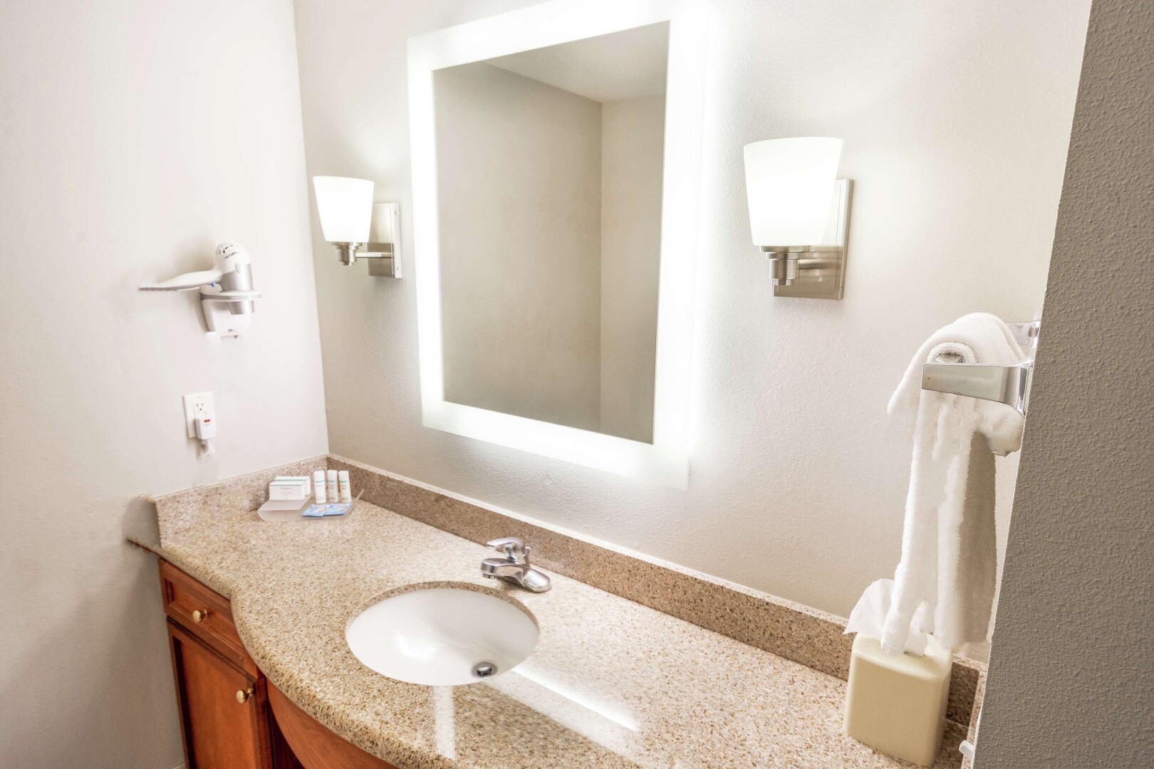 Photo - Homewood Suites by Hilton Ontario Rancho Cucamonga