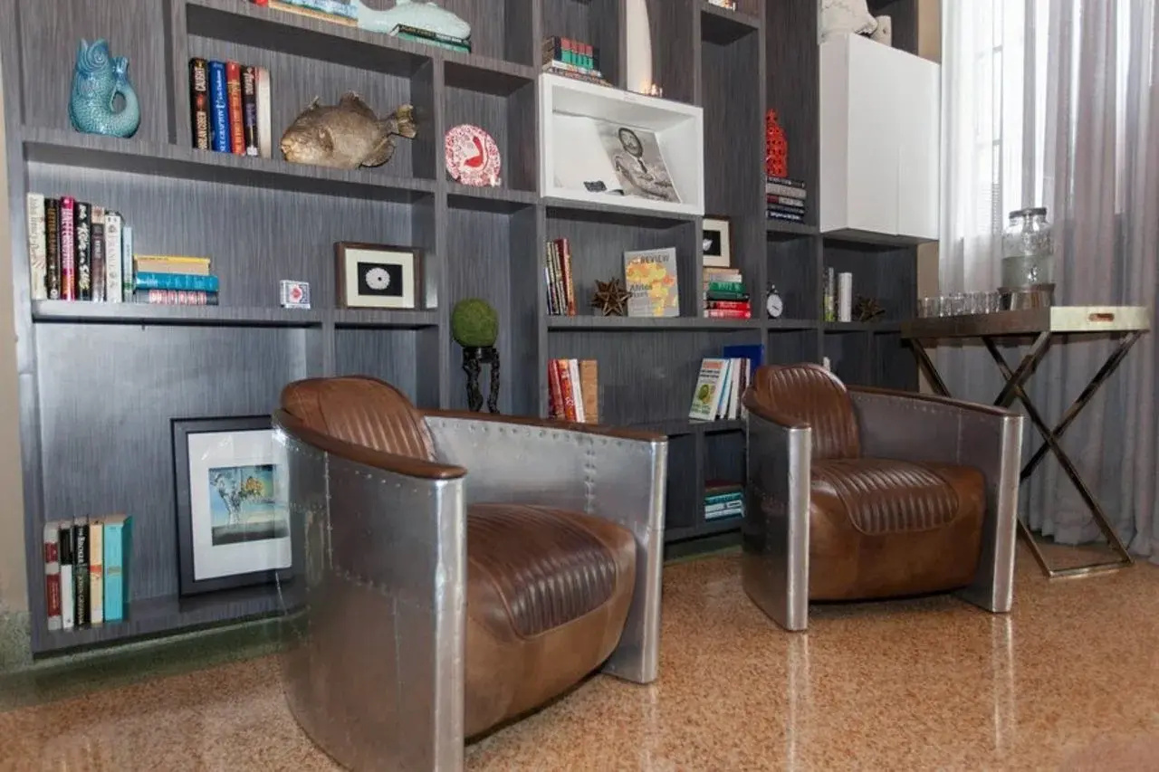 Photo - Lincoln Arms Suites