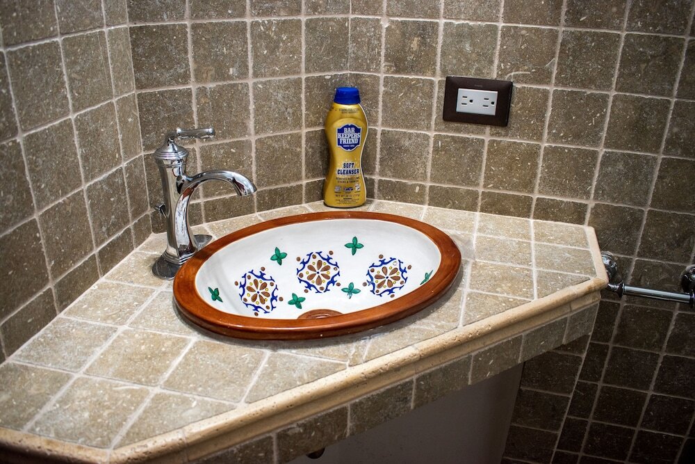 Photo - Mestizo Antigua