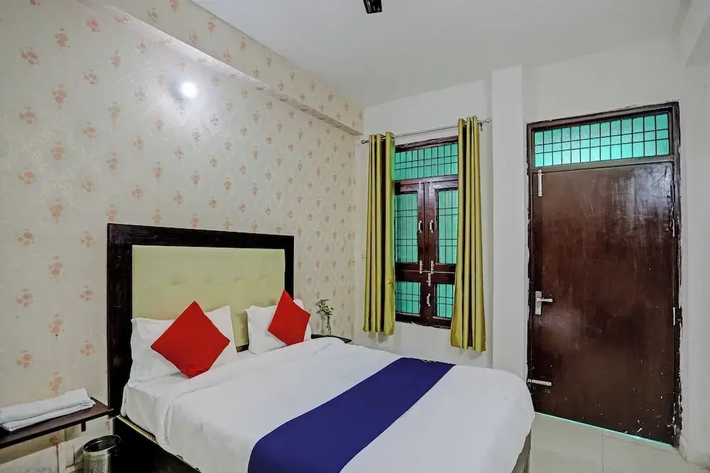 Photo - Shree Hotel