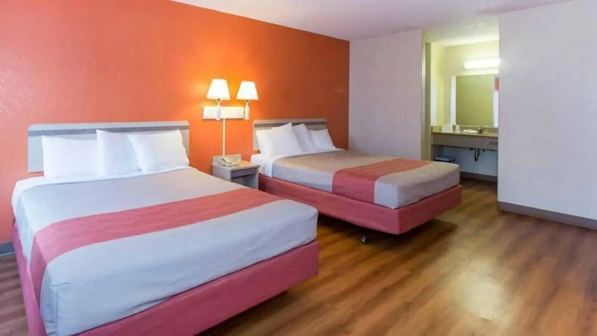 Photo - Cathedral Hill Hotel