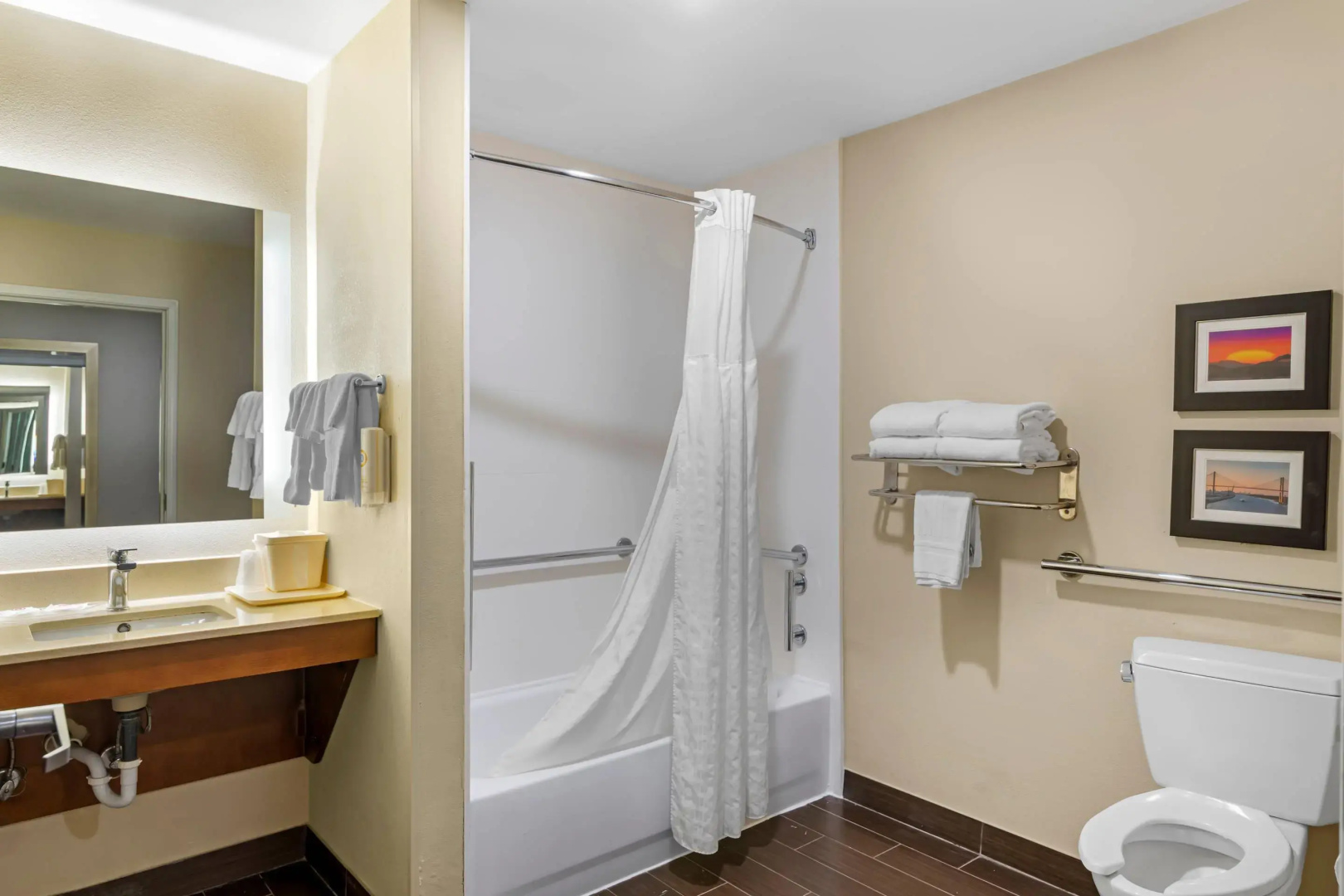 Photo - Comfort Suites Savannah Gateway I-95