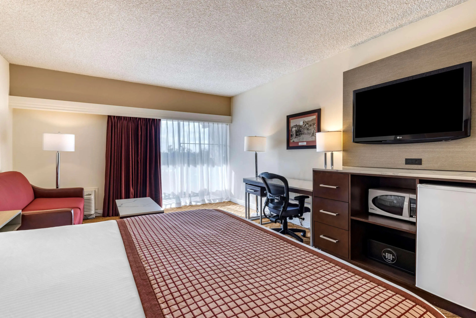Photo - Best Western Plus Thousand Oaks Inn