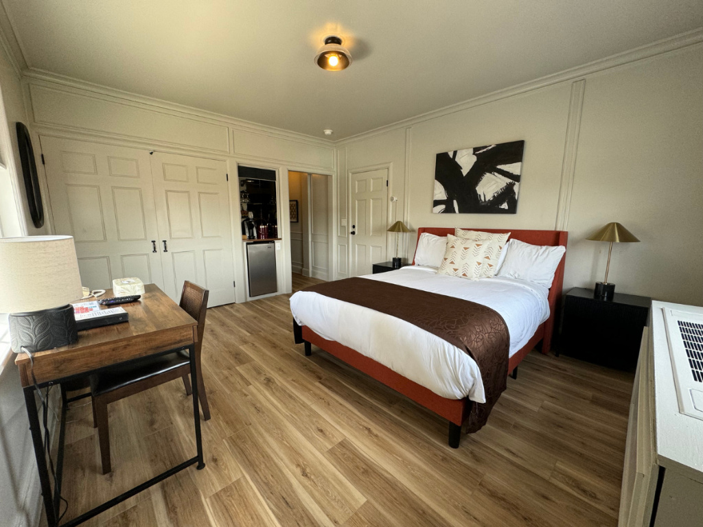 Photo - Spokane Club Hotel