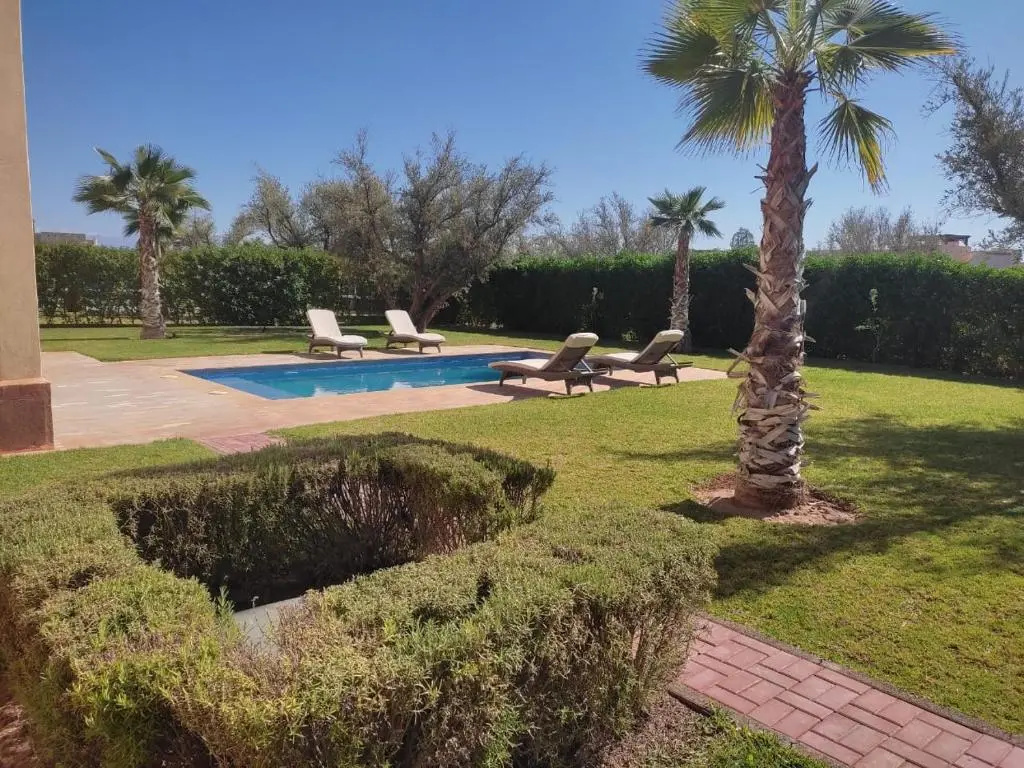 Foto - Villa isolée 4 façades avec piscine