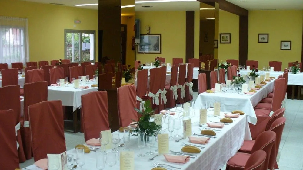 Photo - Hostal Monasterio de Rueda