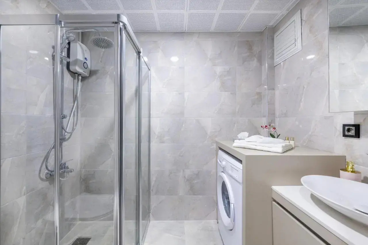 Photo - Echinus Lara Hotel