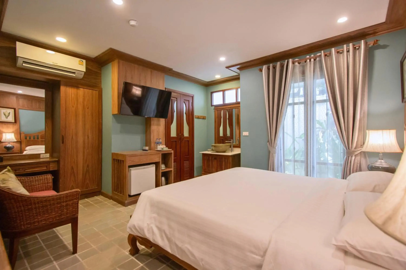 Photo - Rich Garden House Hotel