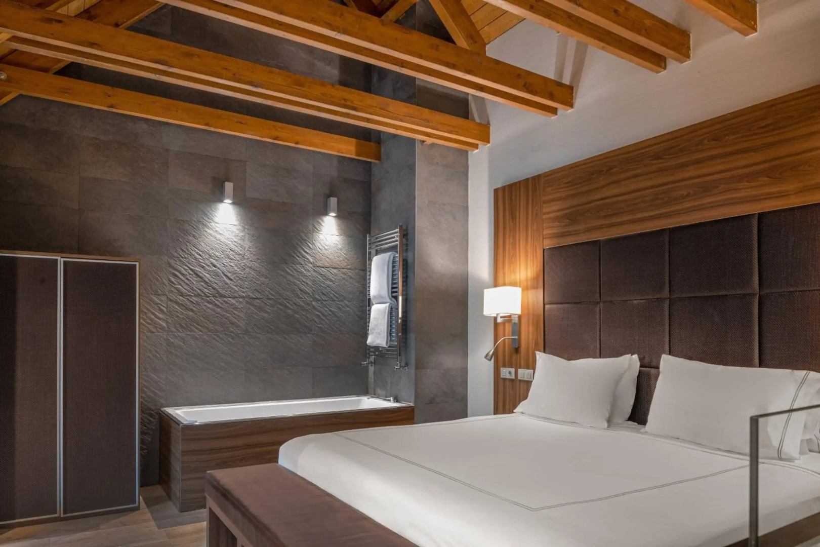 Photo - Hotel AC Baqueira Ski Resort, Autograph Collection