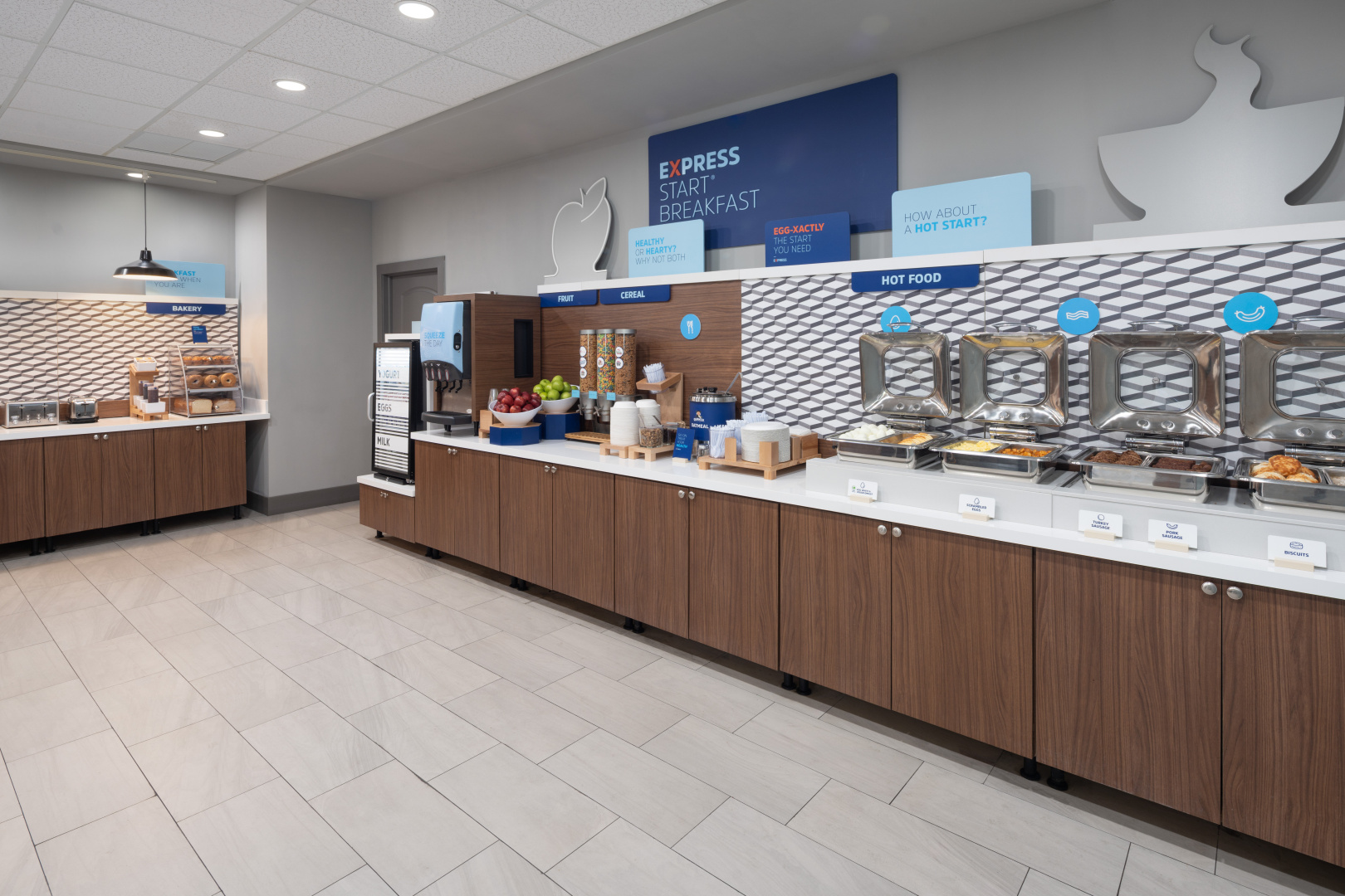 Photo - Holiday Inn Express Miami Airport Blue Lagoon Area by IHG