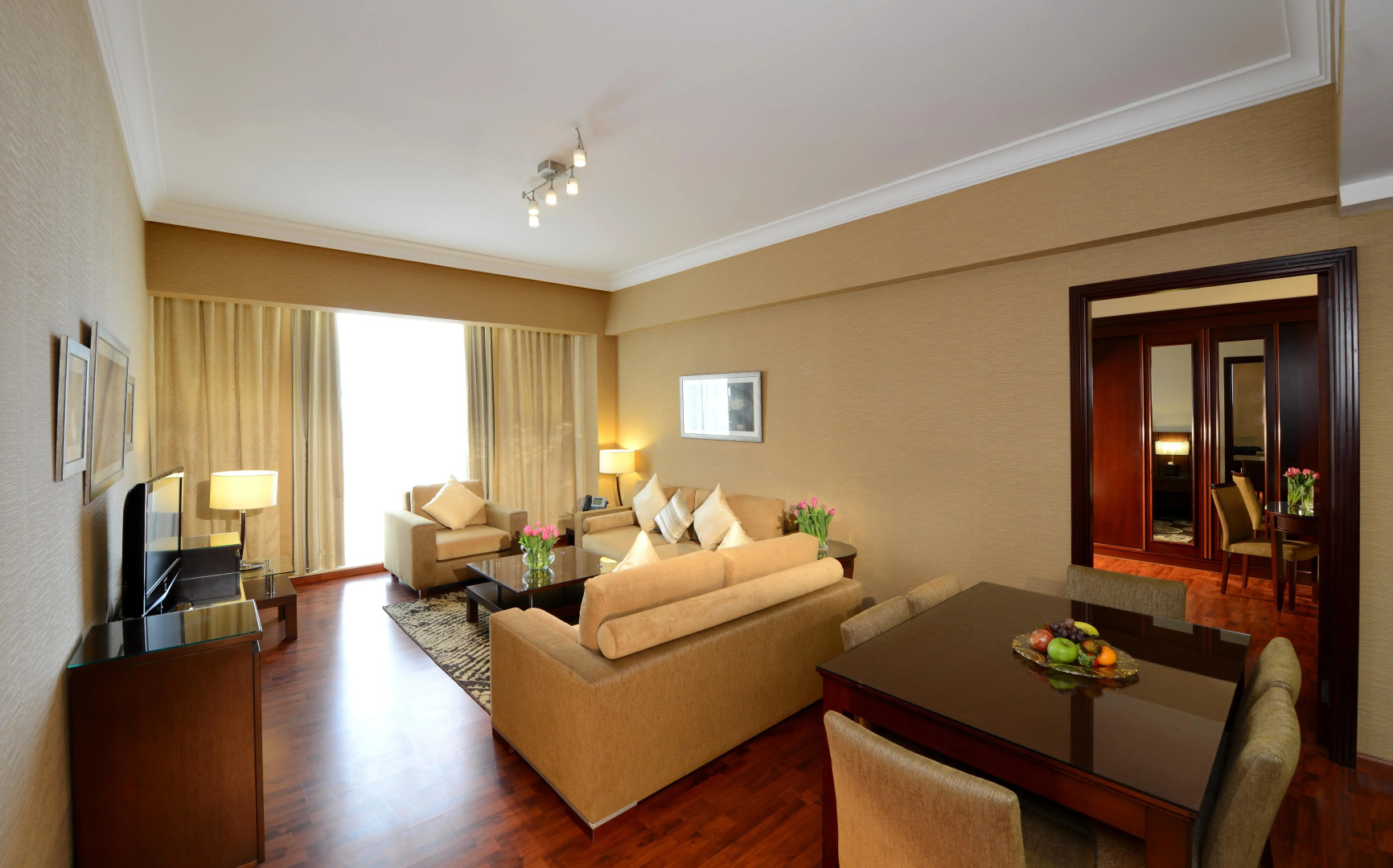 Foto - Grand Millennium Dubai Hotel