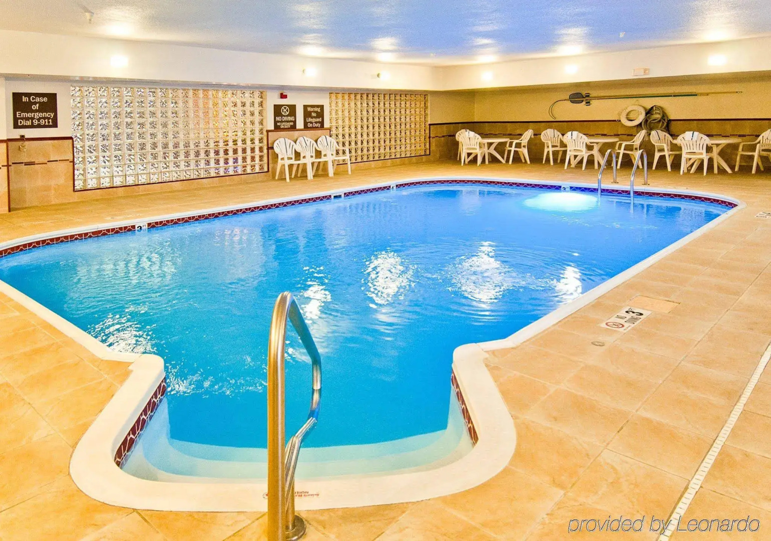 Photo - Addison Suites