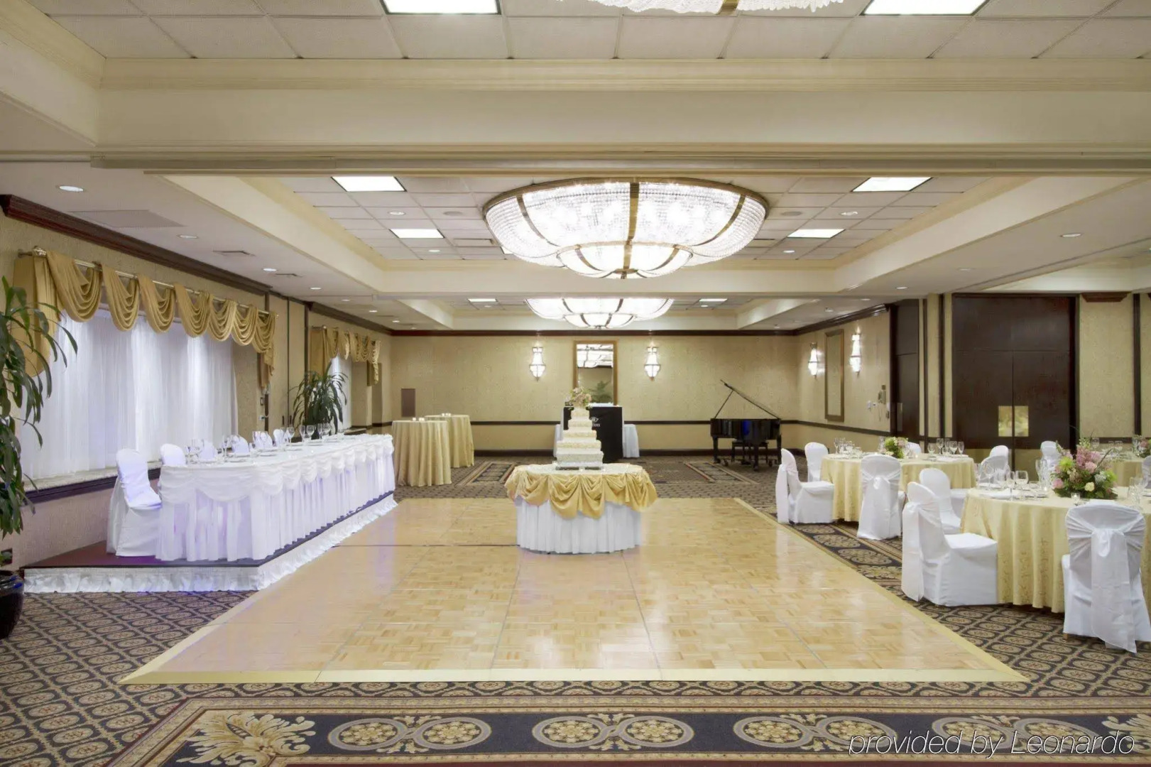 Photo - DoubleTree by Hilton Lisle Naperville