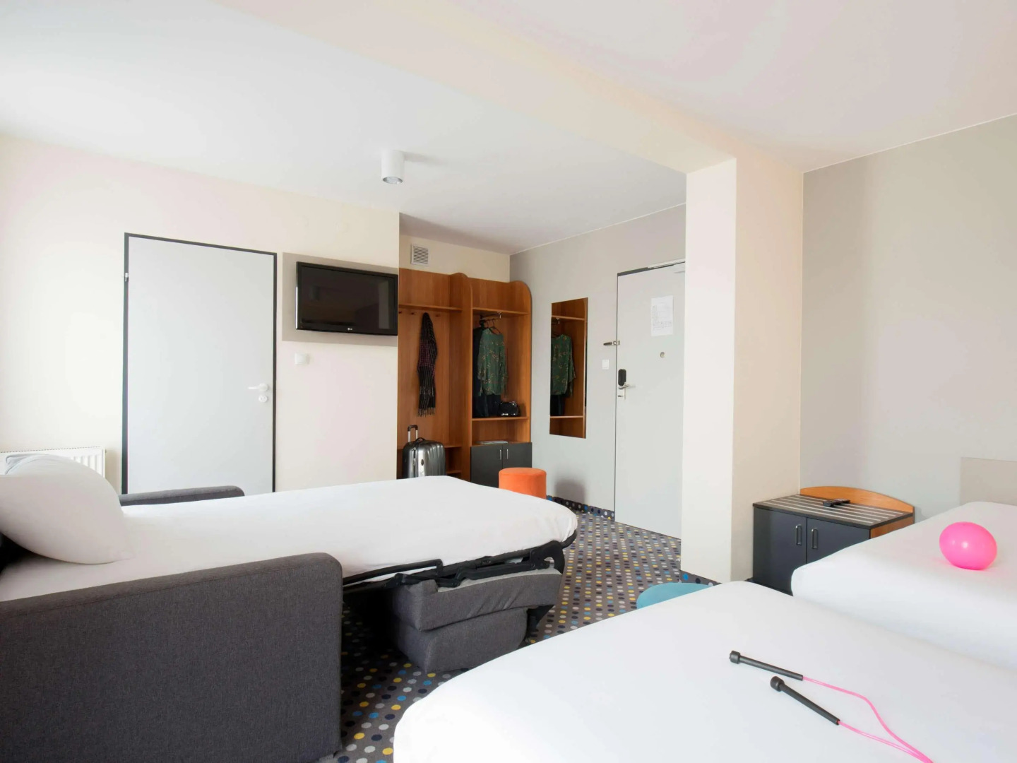 Photo - ibis Styles Warszawa West