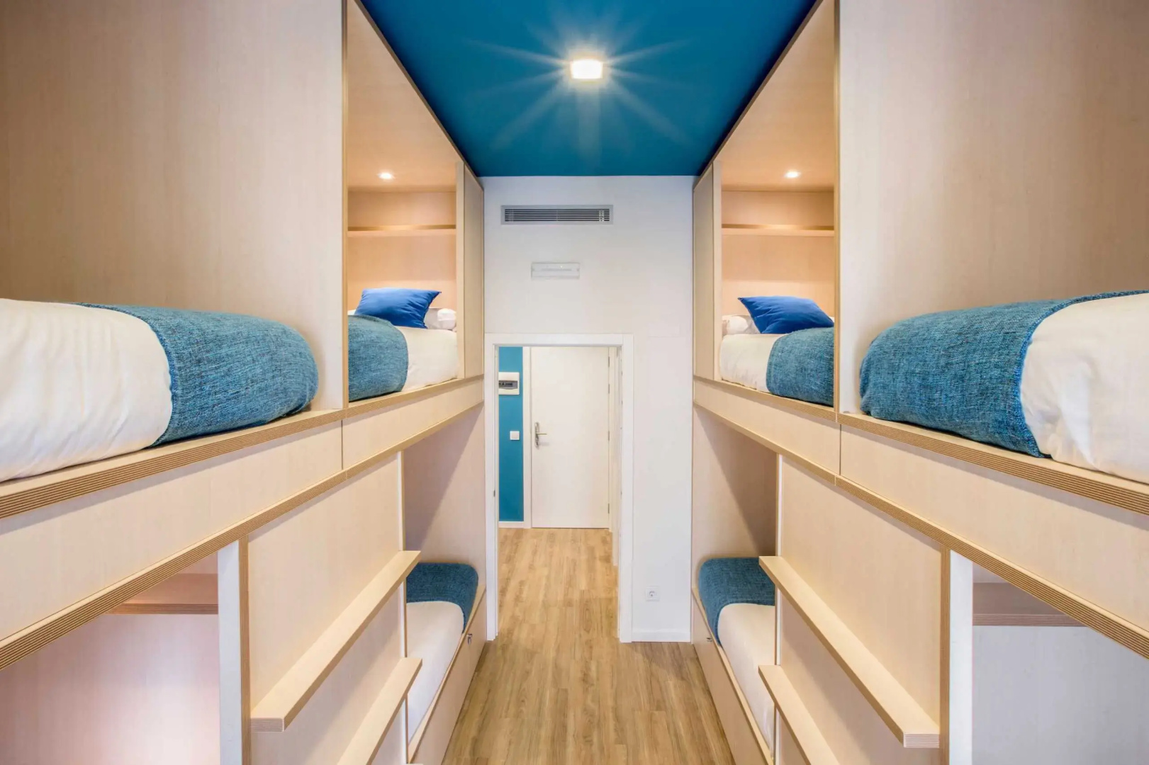 Photo - Mola Hostel