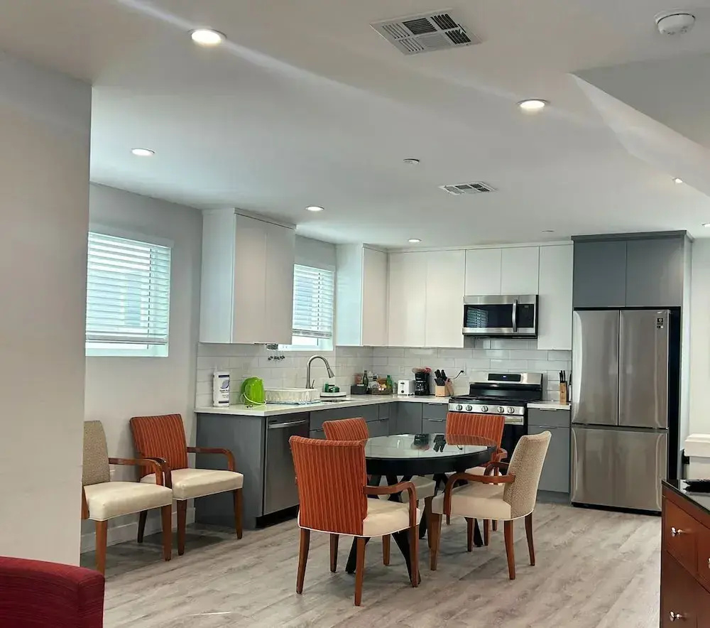Foto - StaysPro - Hollywood Homes minutes to everything SPACIOUS AND FREE PARKING