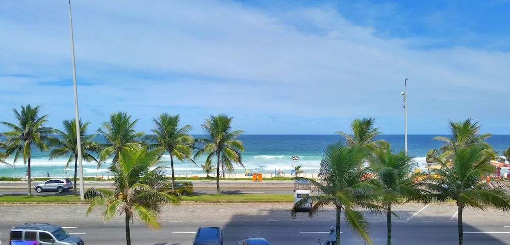 Photo - Flat Barrabella