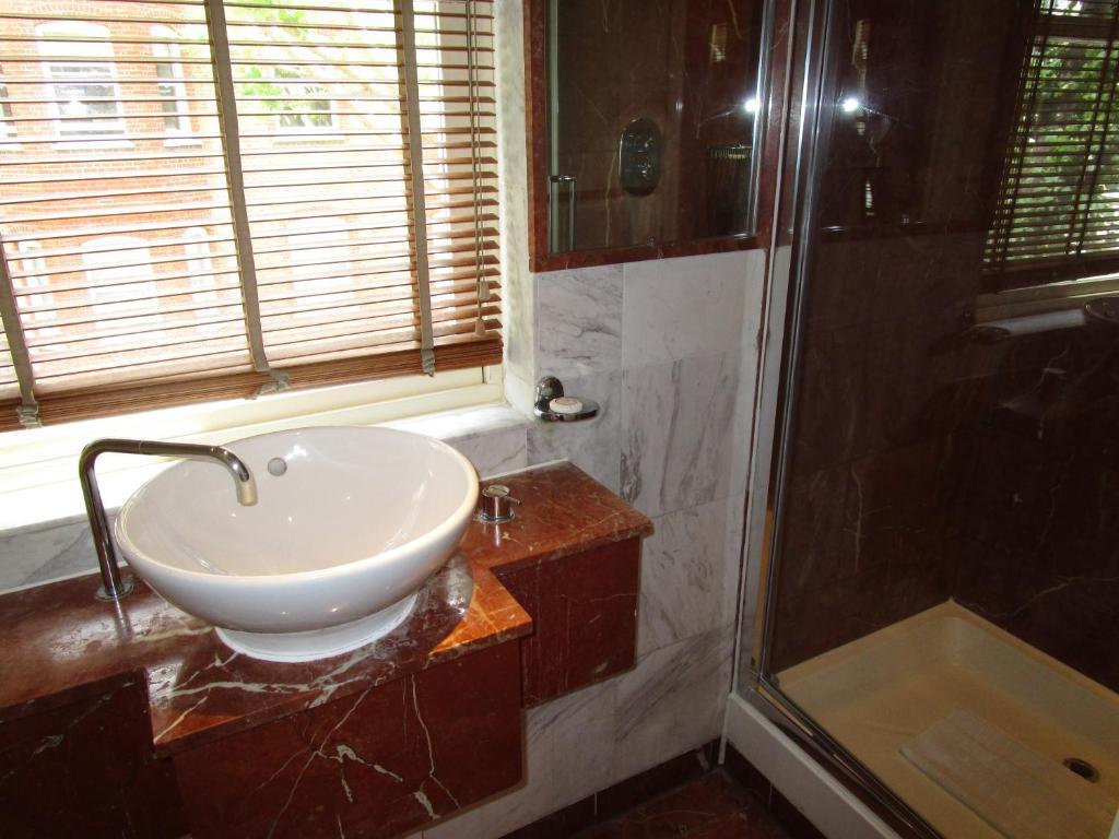 Photo - Twenty Nevern Square Hotel