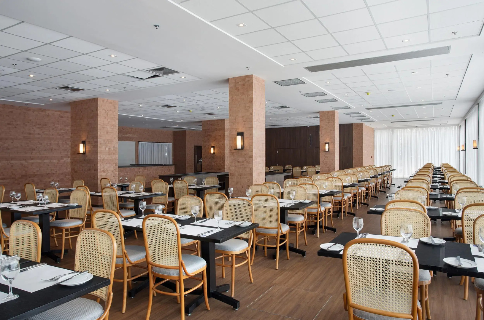 Photo - Windsor Tower Hotel