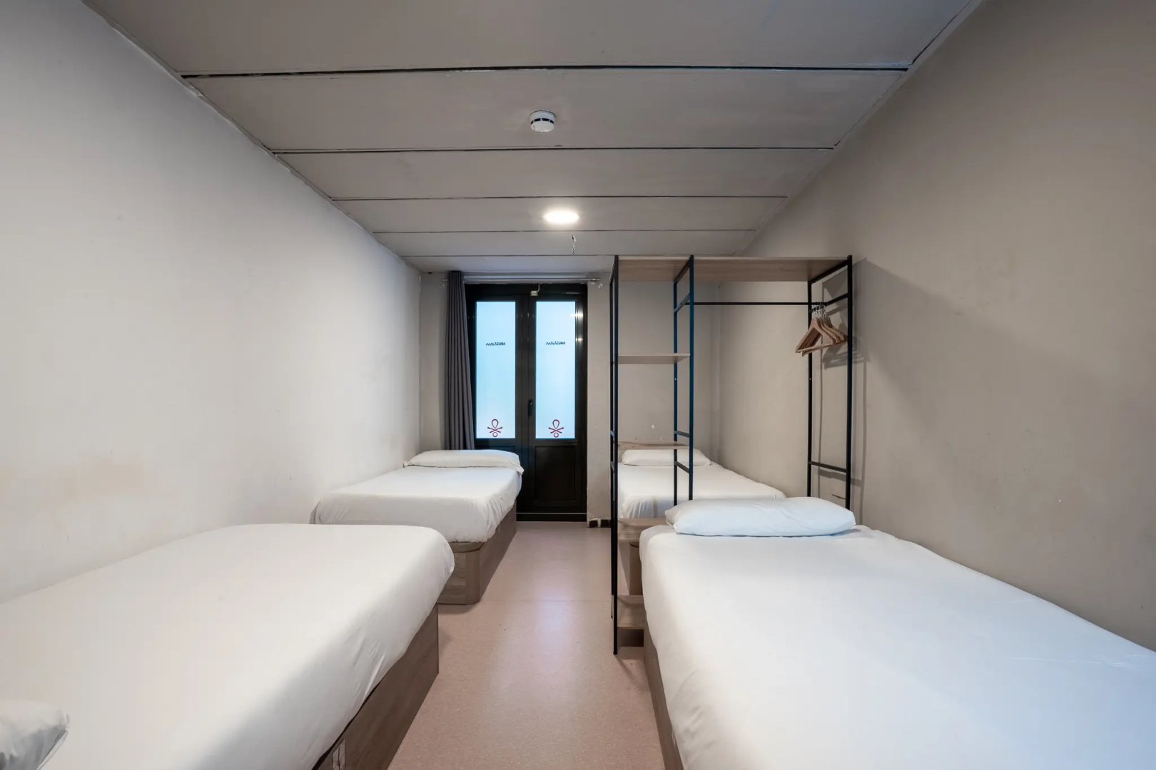 Foto - Ideal Youth Hostel