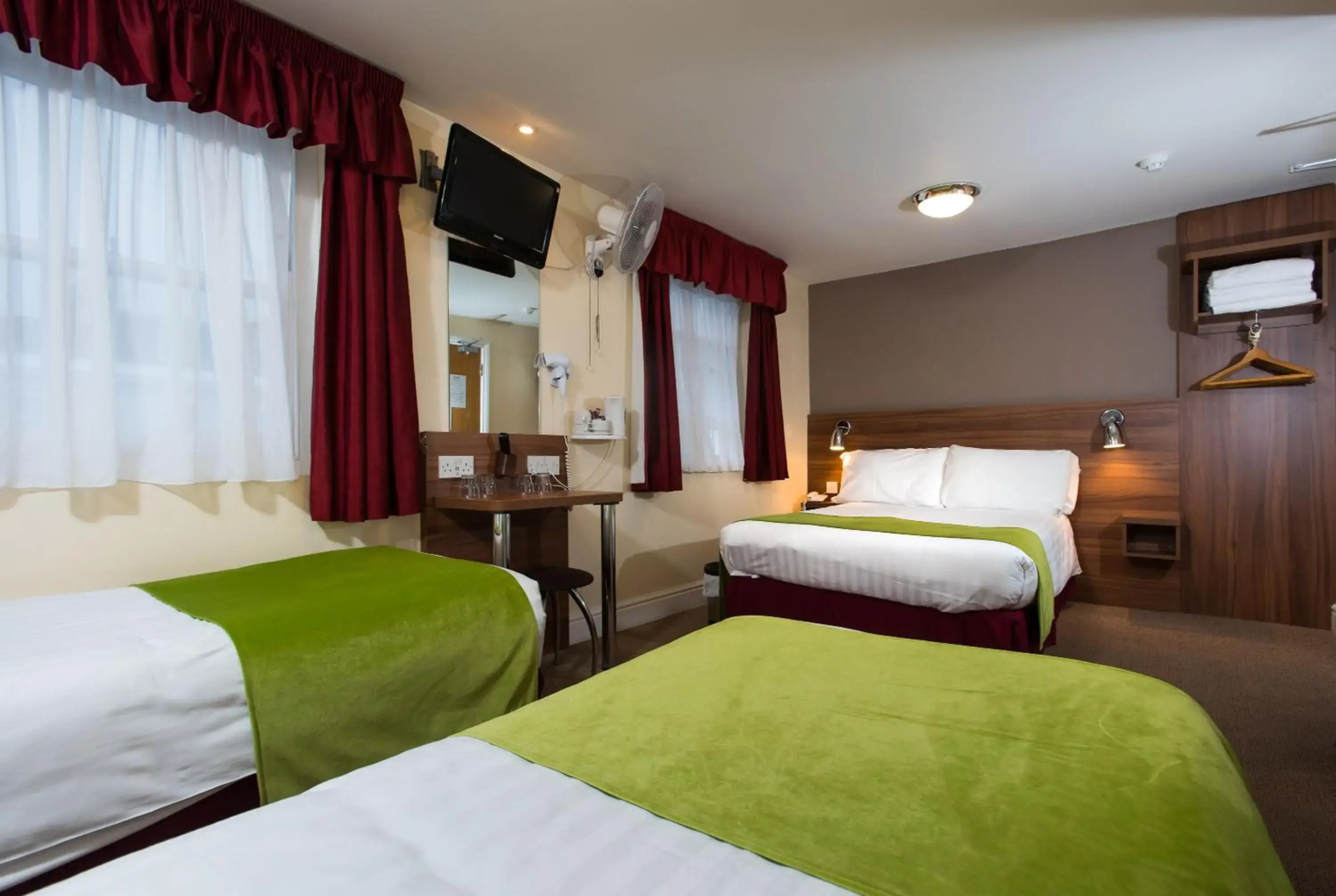 Photo - Dover Hotel - B&B