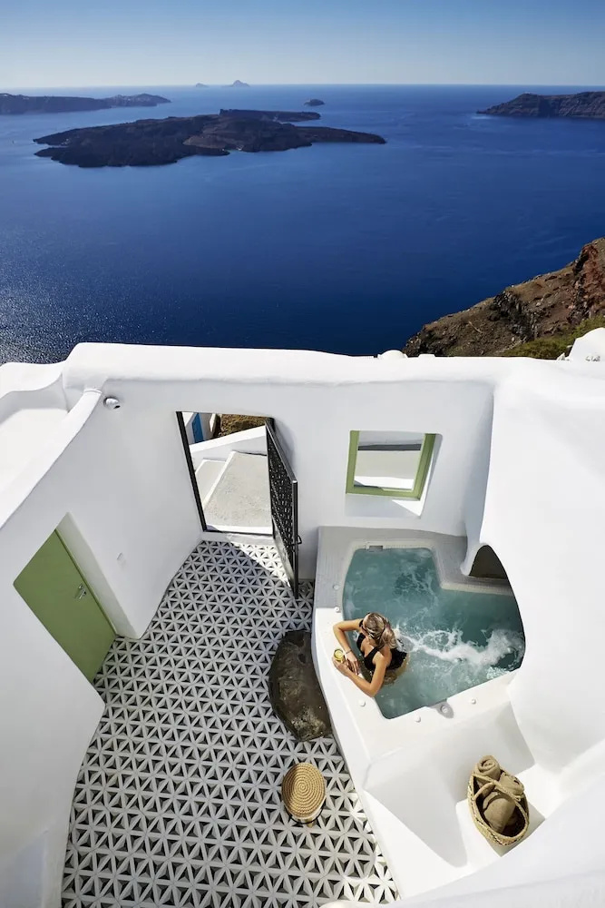 Photo - Gitsa Cliff Luxury Villa