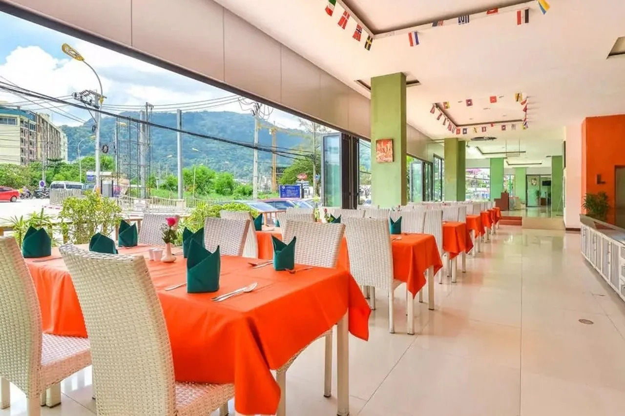 Photo - Zephyr Grand Hotel