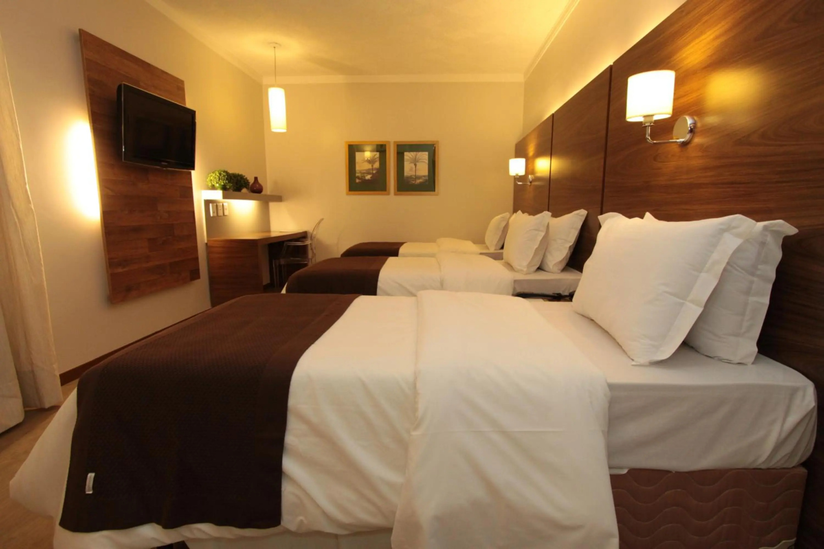 Photo - Oasis Tower Hotel