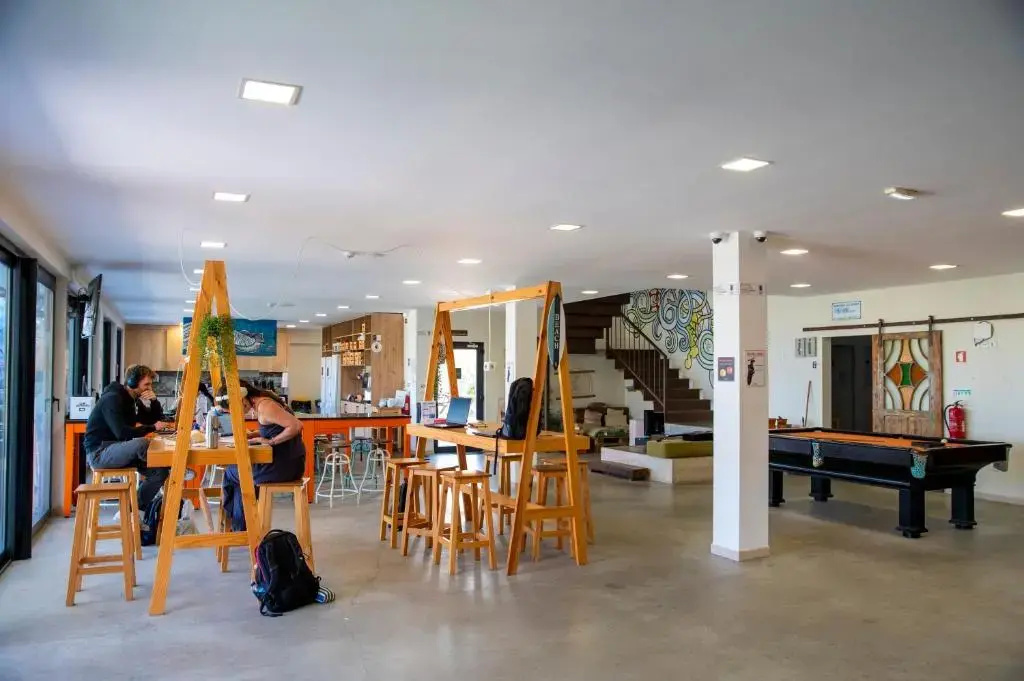 Foto - WOT Ericeira Surf Social