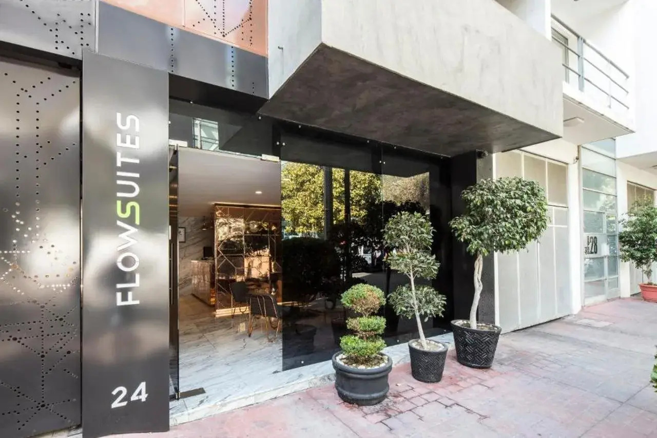 Photo - FlowSuites WTC