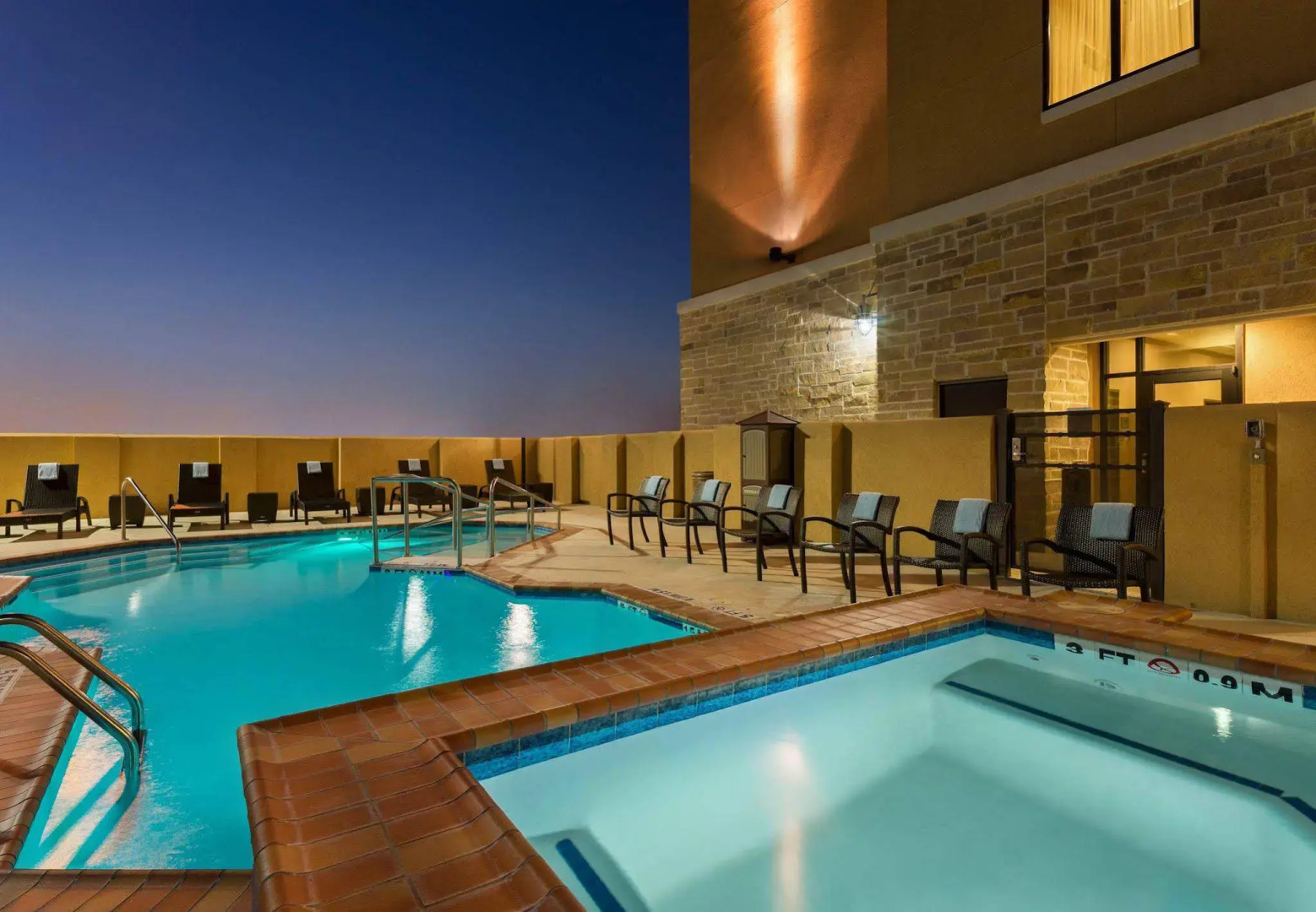 Photo - Courtyard By Marriott Houston Kingwood