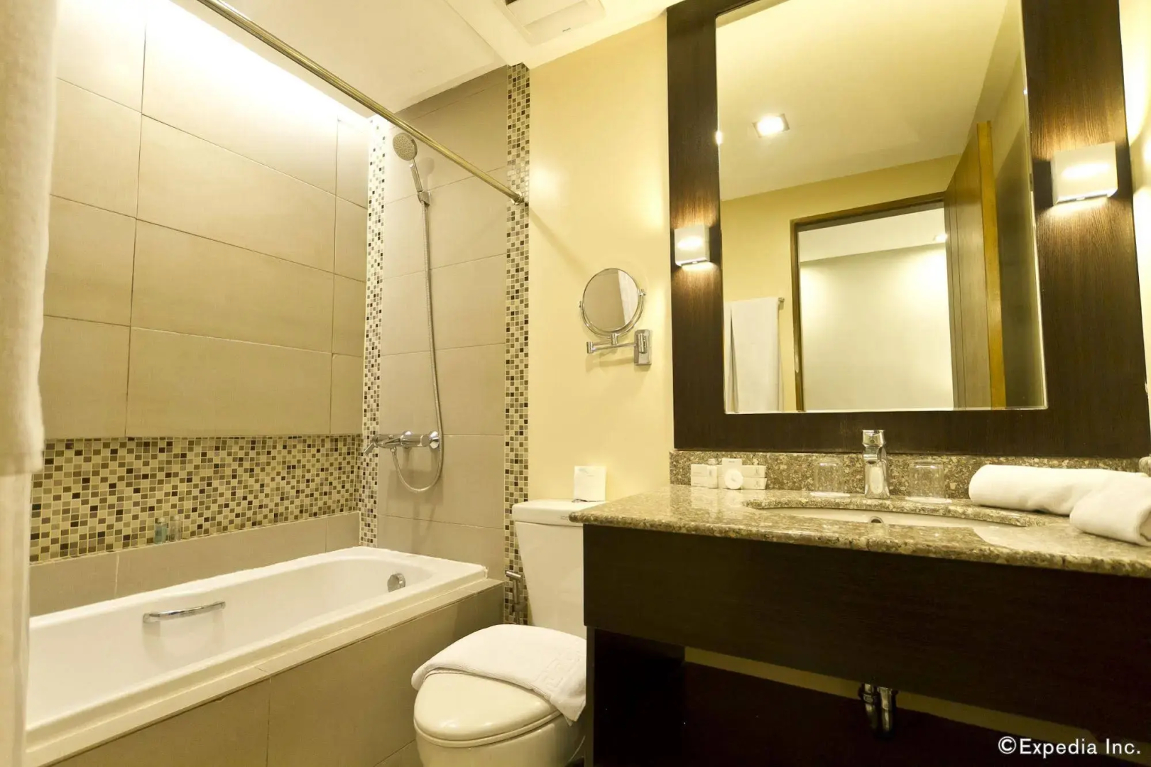 Photo - St Mark Hotel