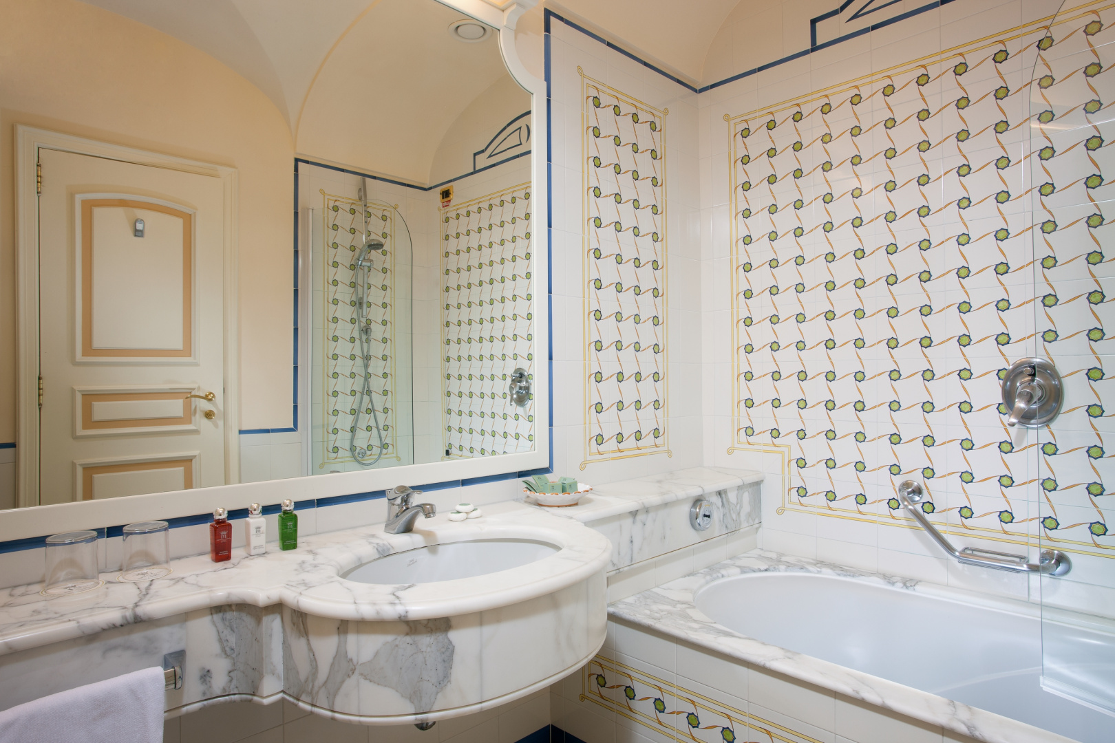 Photo - Grand Hotel Capodimonte