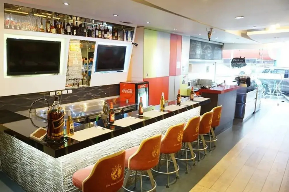 Photo - Gran Mundo Hotel & Suites