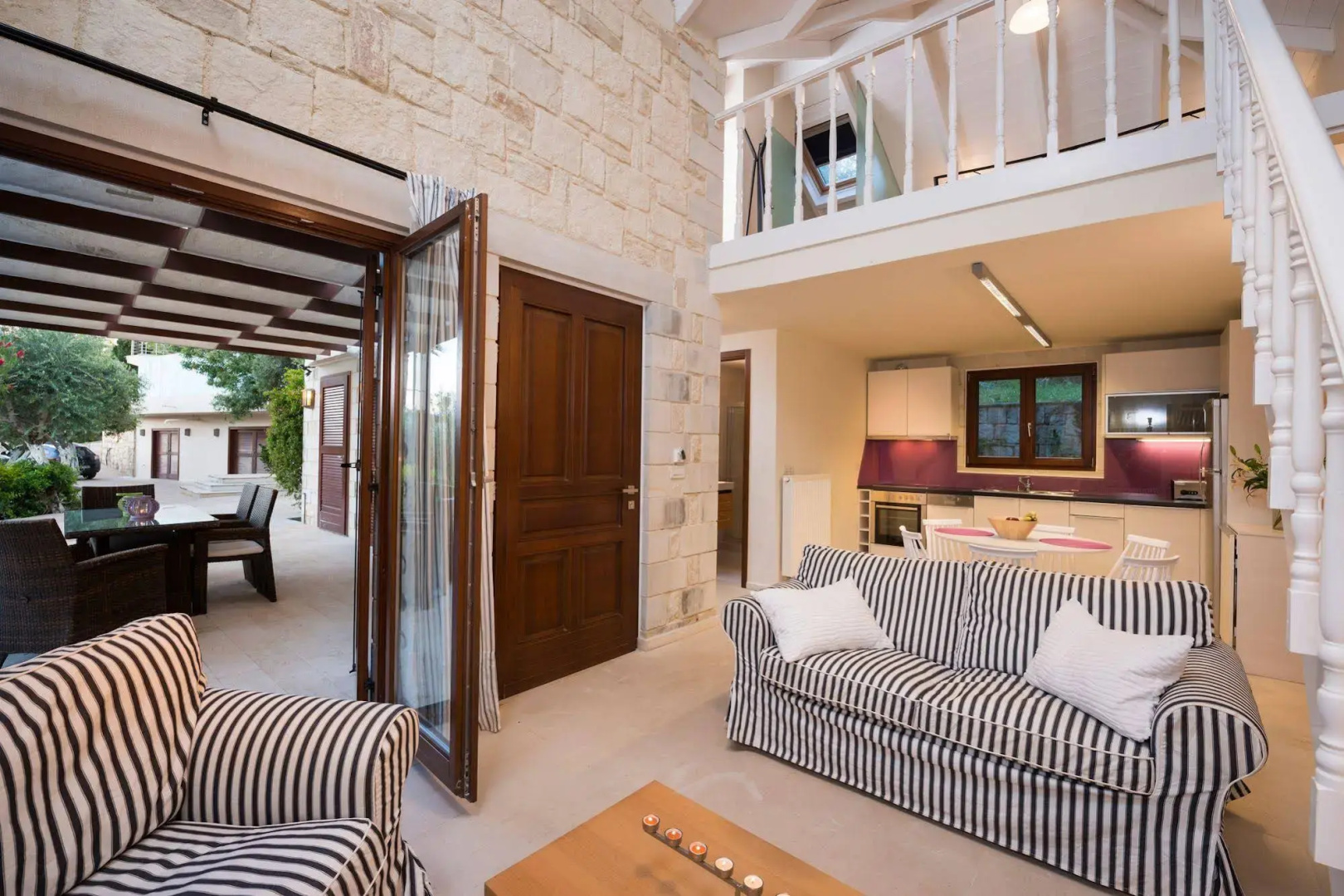 Photo - Spilia Village Hotel & Villas