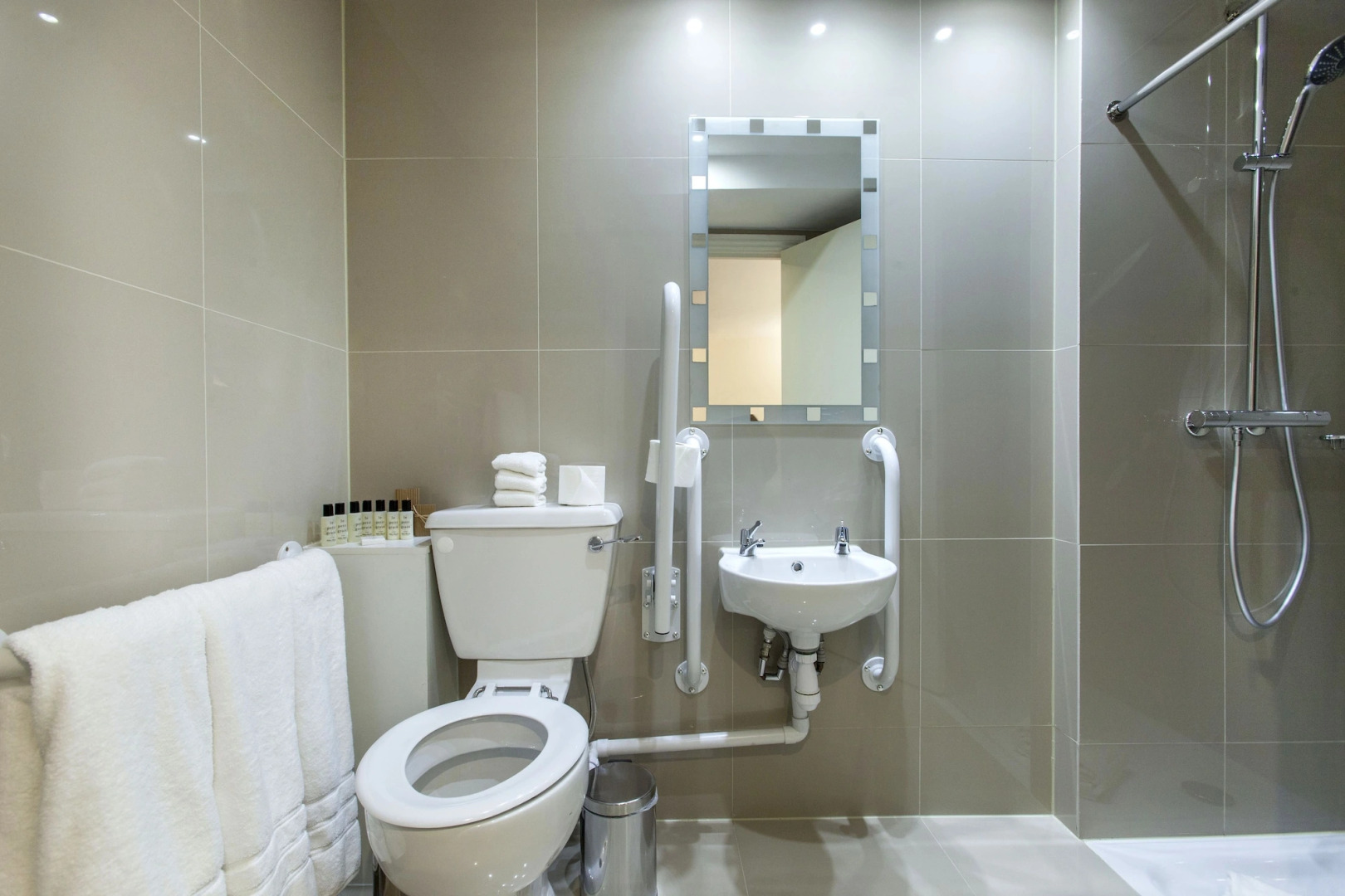 Photo - Hotel Shepherds Bush London