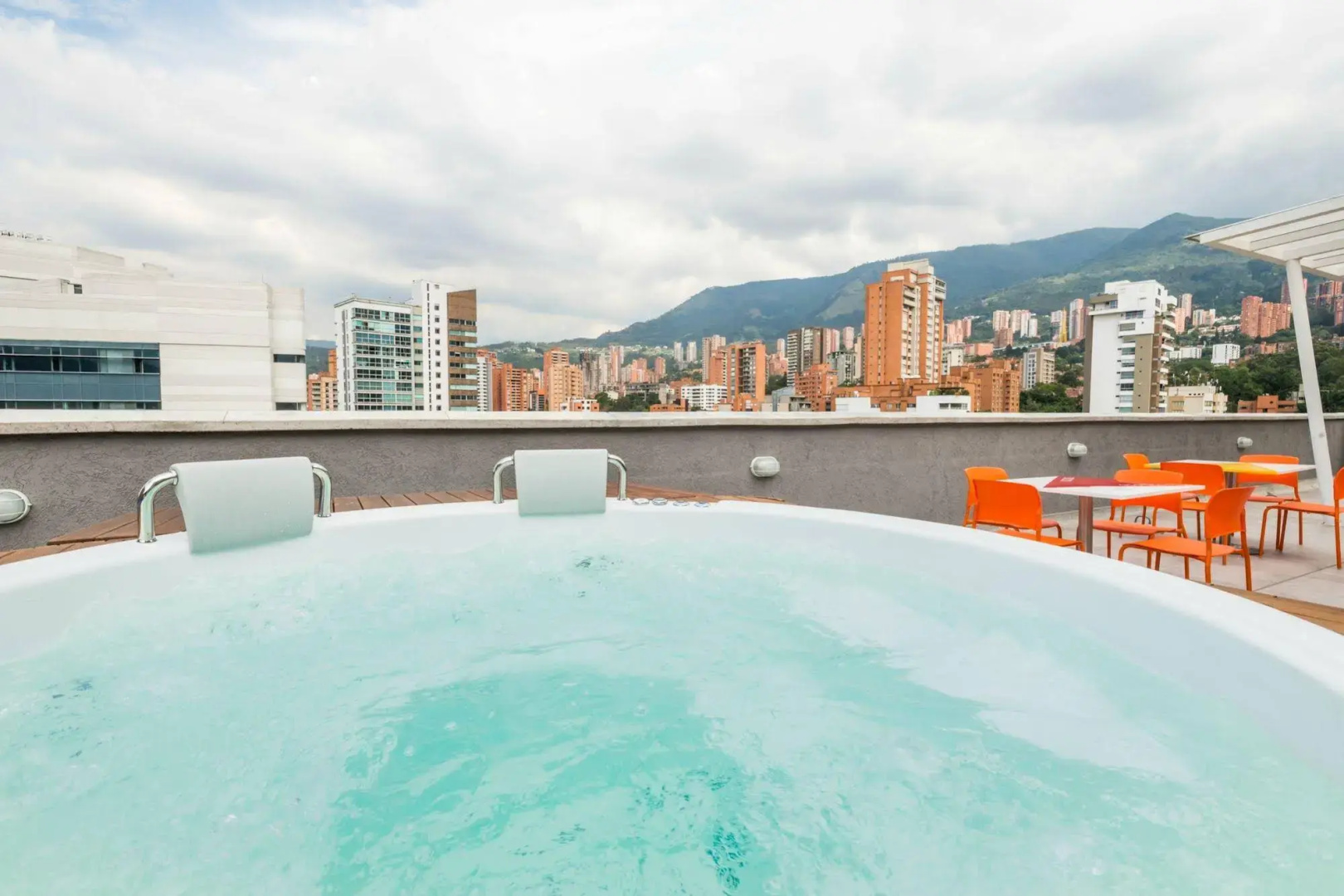 Foto - Hampton by Hilton Medellin