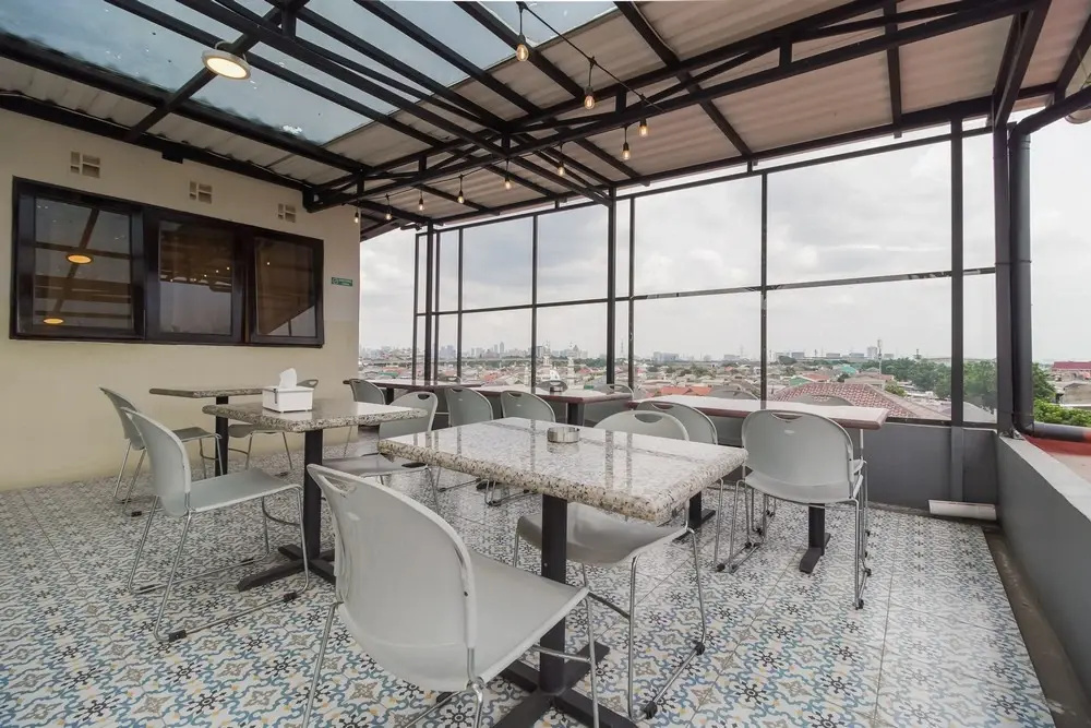 Photo - Urbanview Hotel Cantee Halim Perdanakusuma by RedDoorz