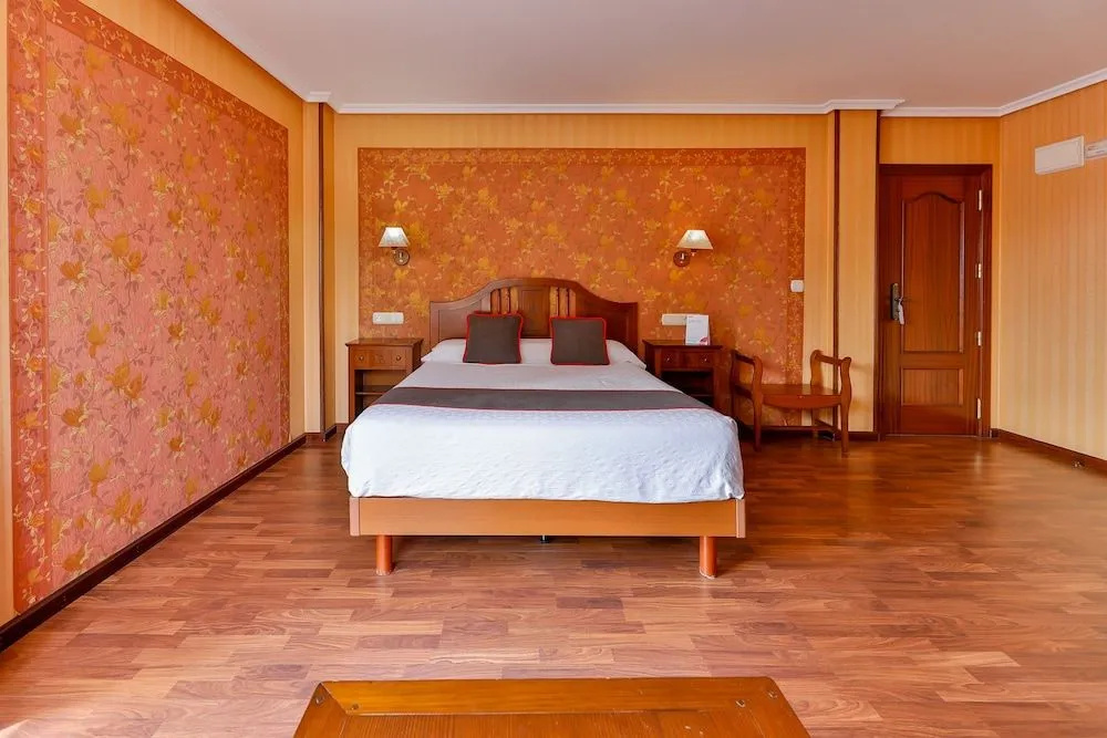 Foto - Hotel Puerto de Candás
