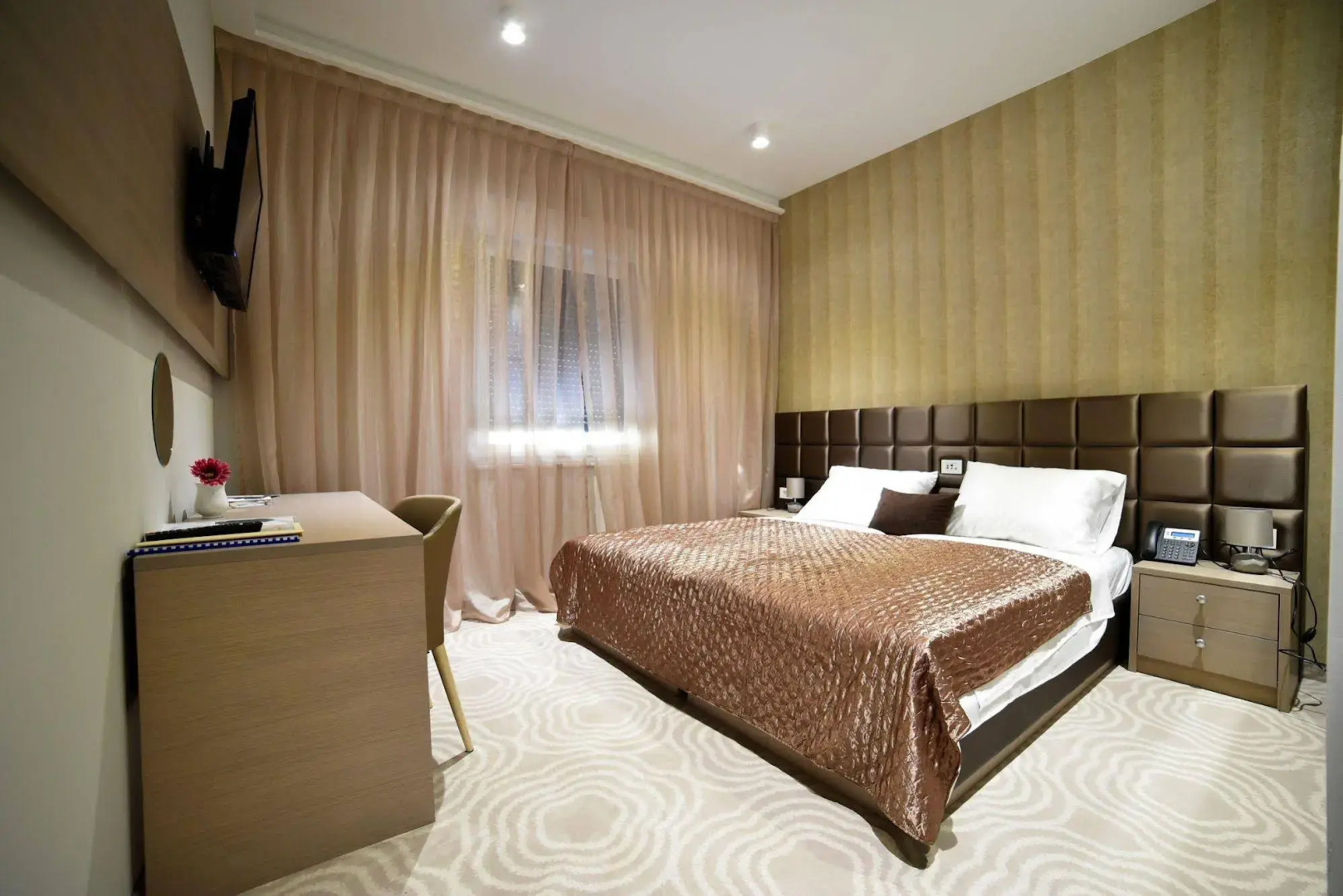 Foto - Royal Airport Hotel