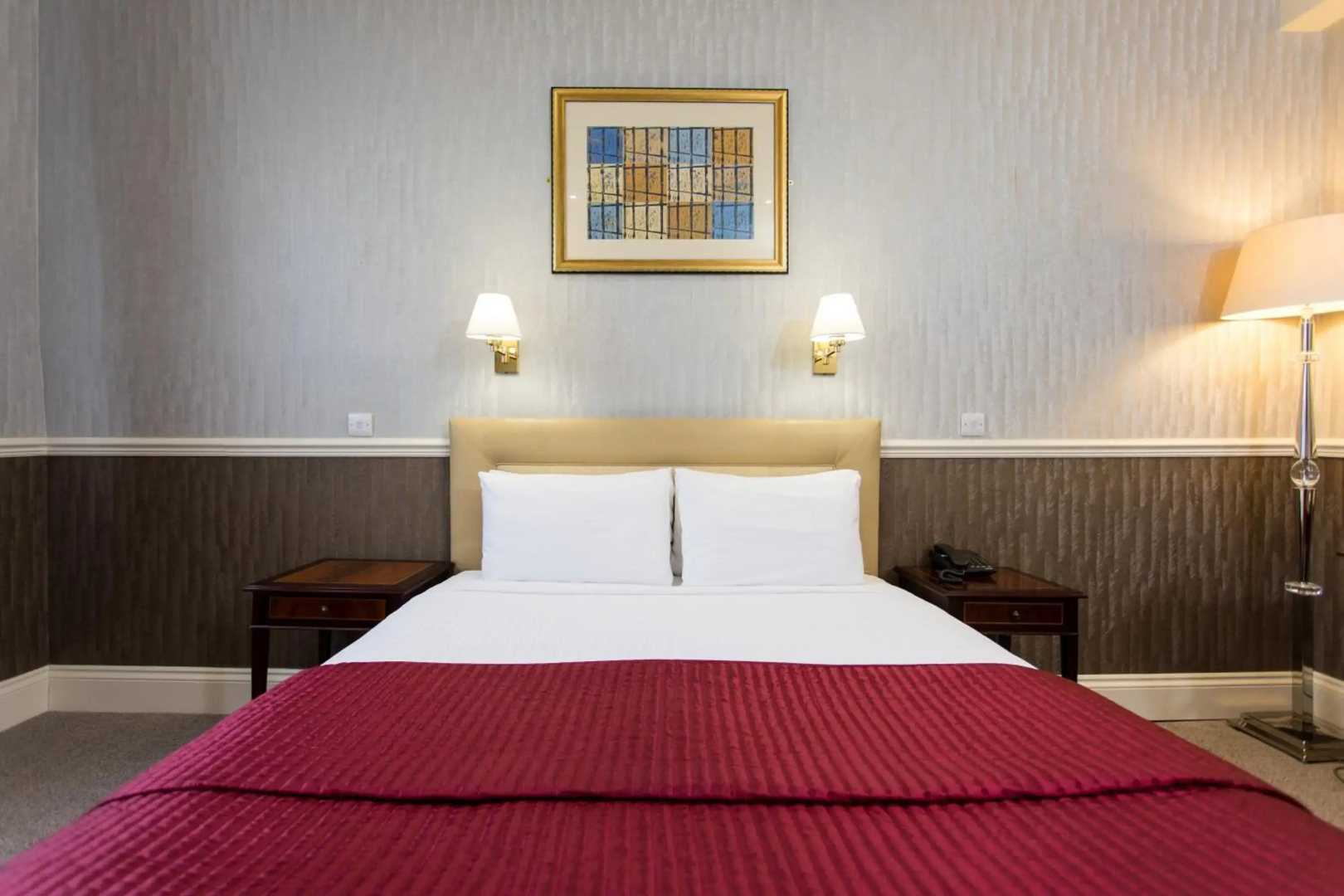 Photo - The Clarendon Hotel