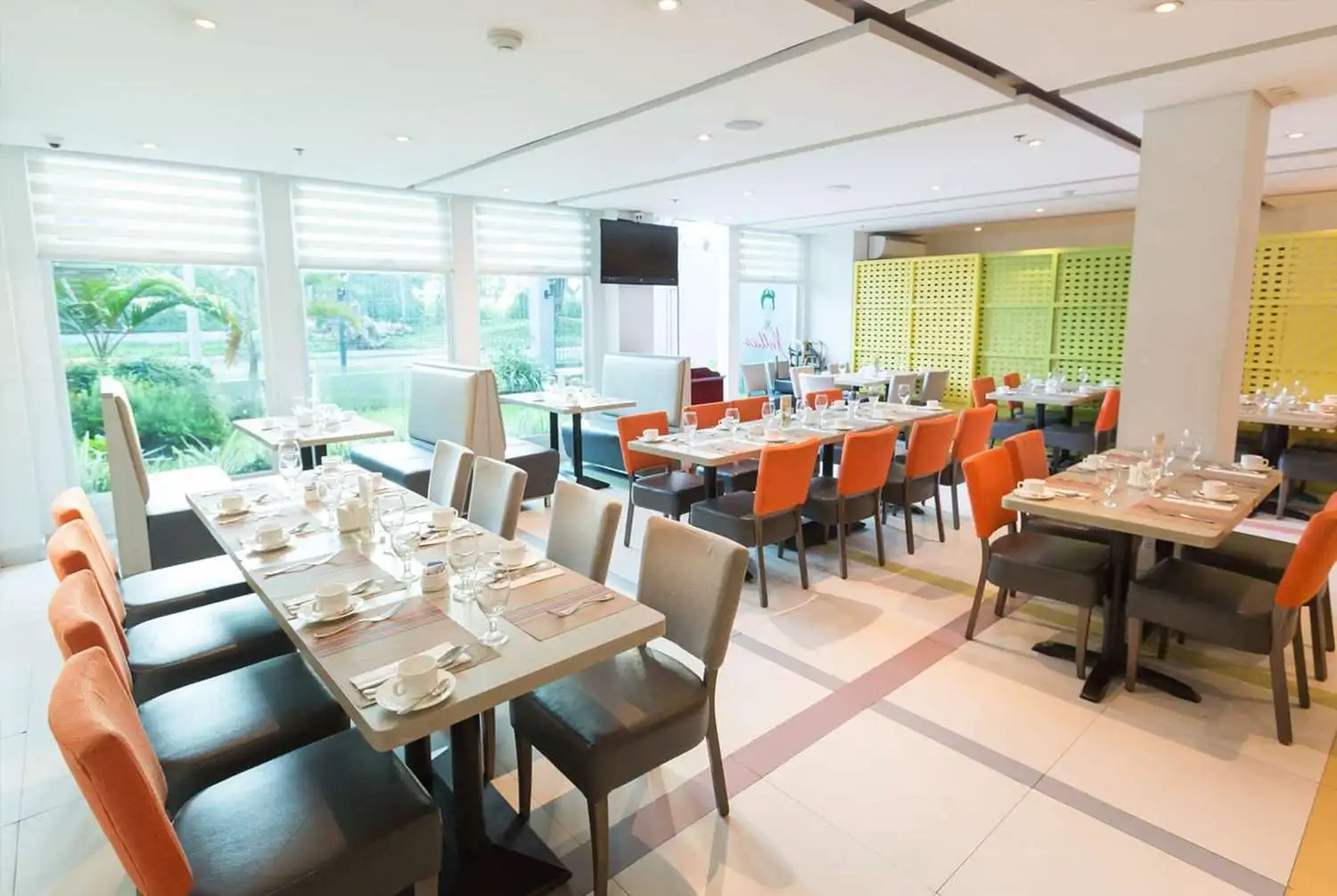 Foto - Microtel by Wyndham UP Technohub
