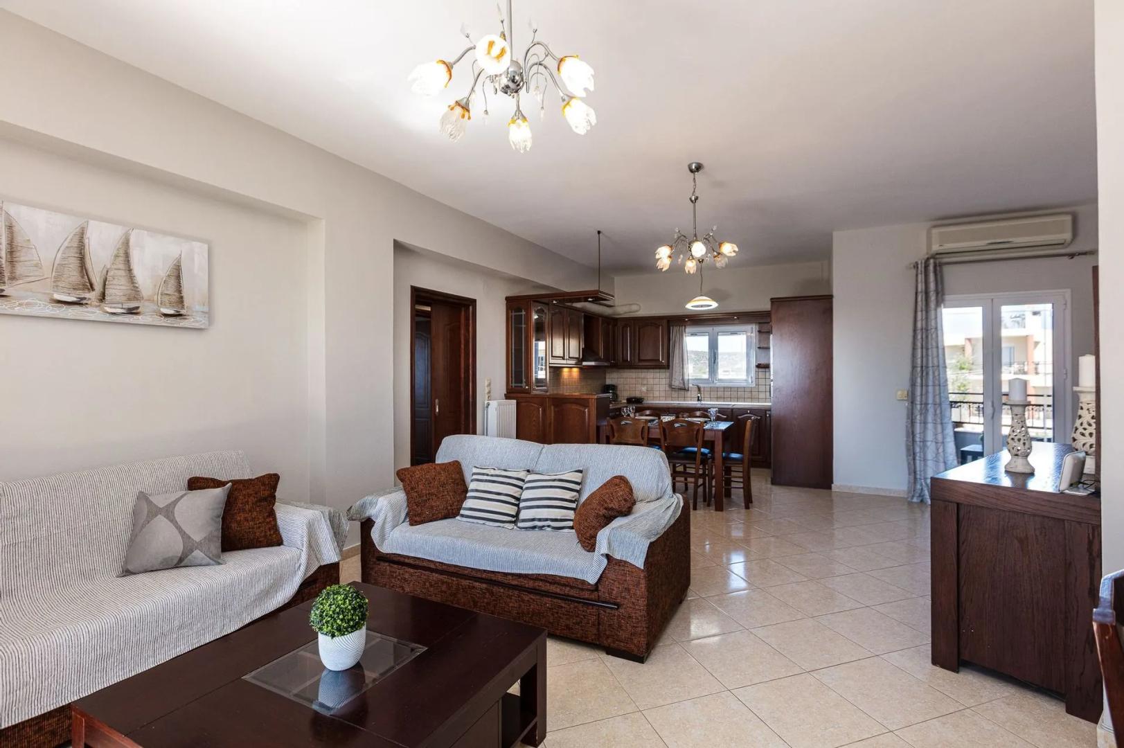 Foto - Helena's Aparthotel , Scaleta