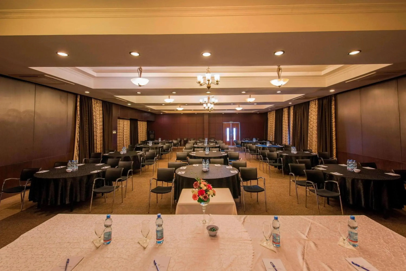 Photo - Protea Hotel by Marriott Dar es Salaam Courtyard