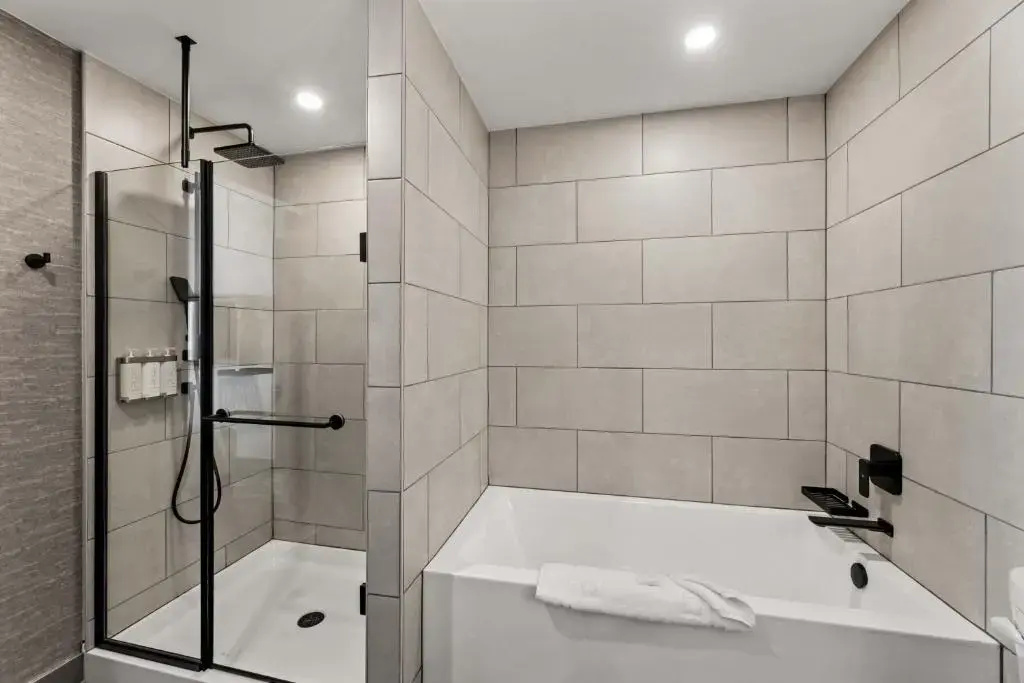 Photo - Sandman Signature Dallas Las Colinas Hotel & Suites