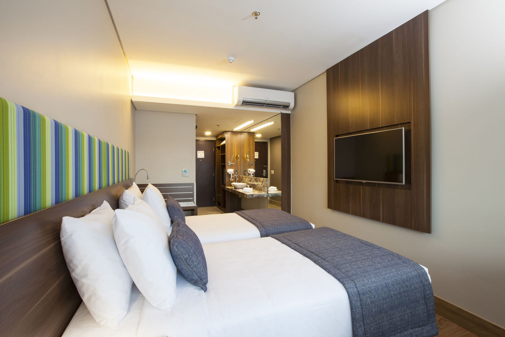 Foto - Prodigy Santos Dumont by Wish