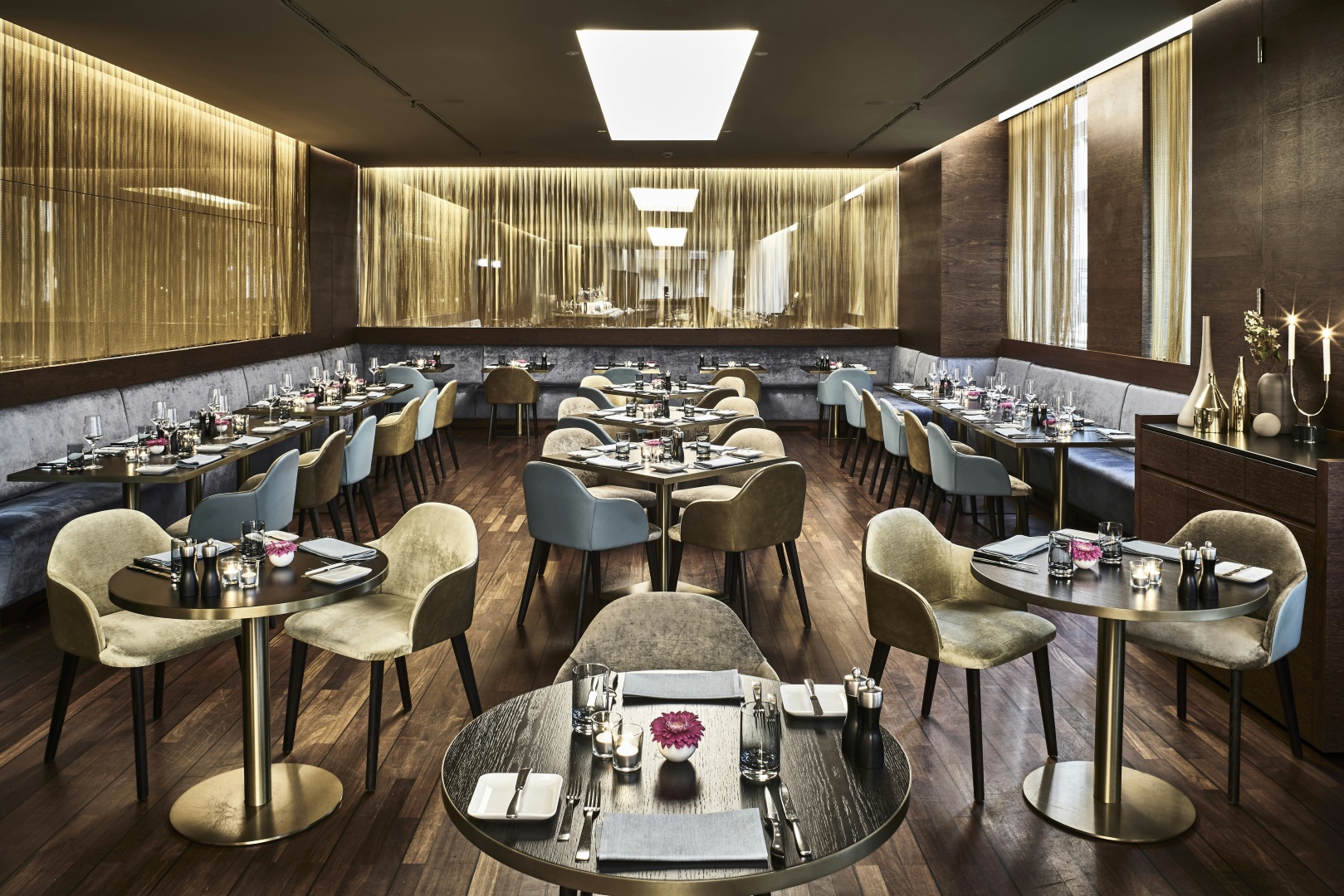 Photo - SIDE, Hamburg, a Member of Design Hotels